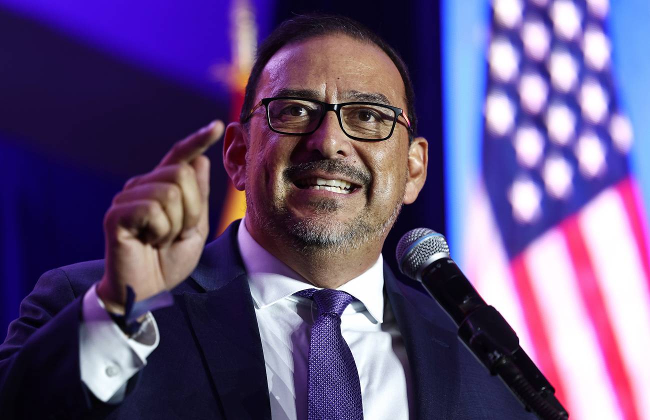 In ‘uncertain times,’ Arizona lawmakers introduce bill to improve voting access, cybersecurity